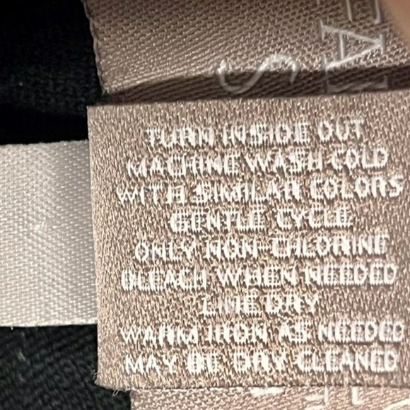 Chico's Fabulously Slimming Cotton Ankle Pants - Black - 1 (8-10) - Picture 8 of 9